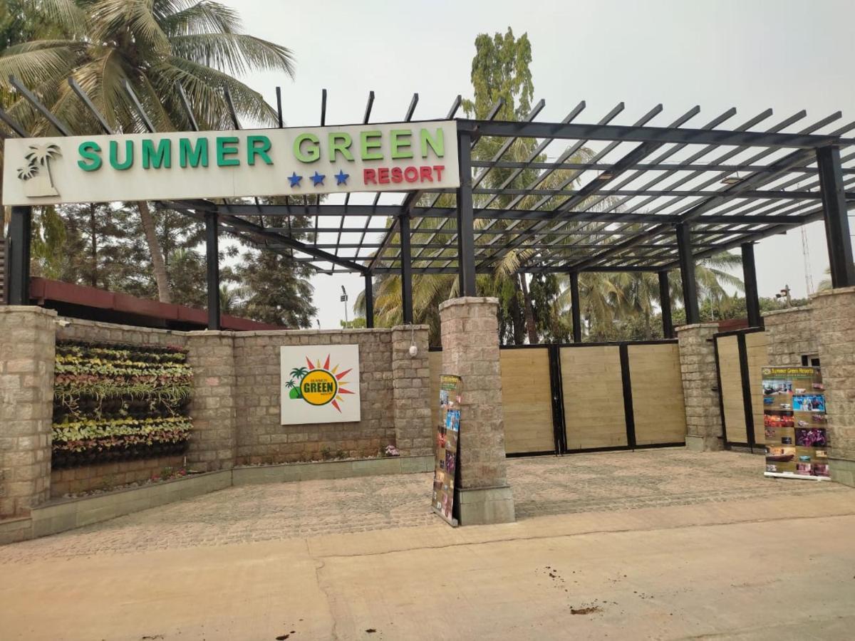 Summer Green Resort Haiderabad Buitenkant foto
