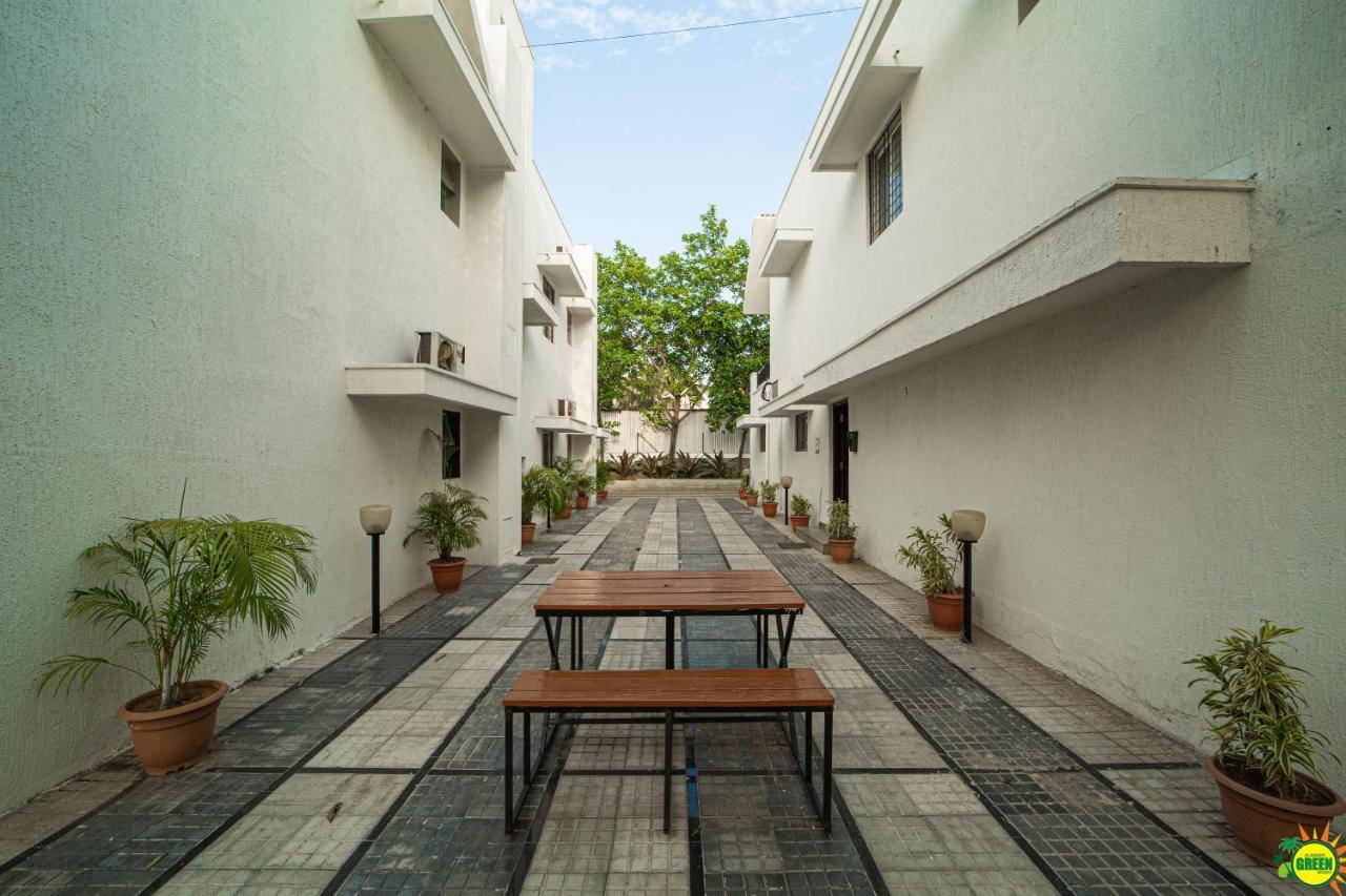 Summer Green Resort Haiderabad Buitenkant foto