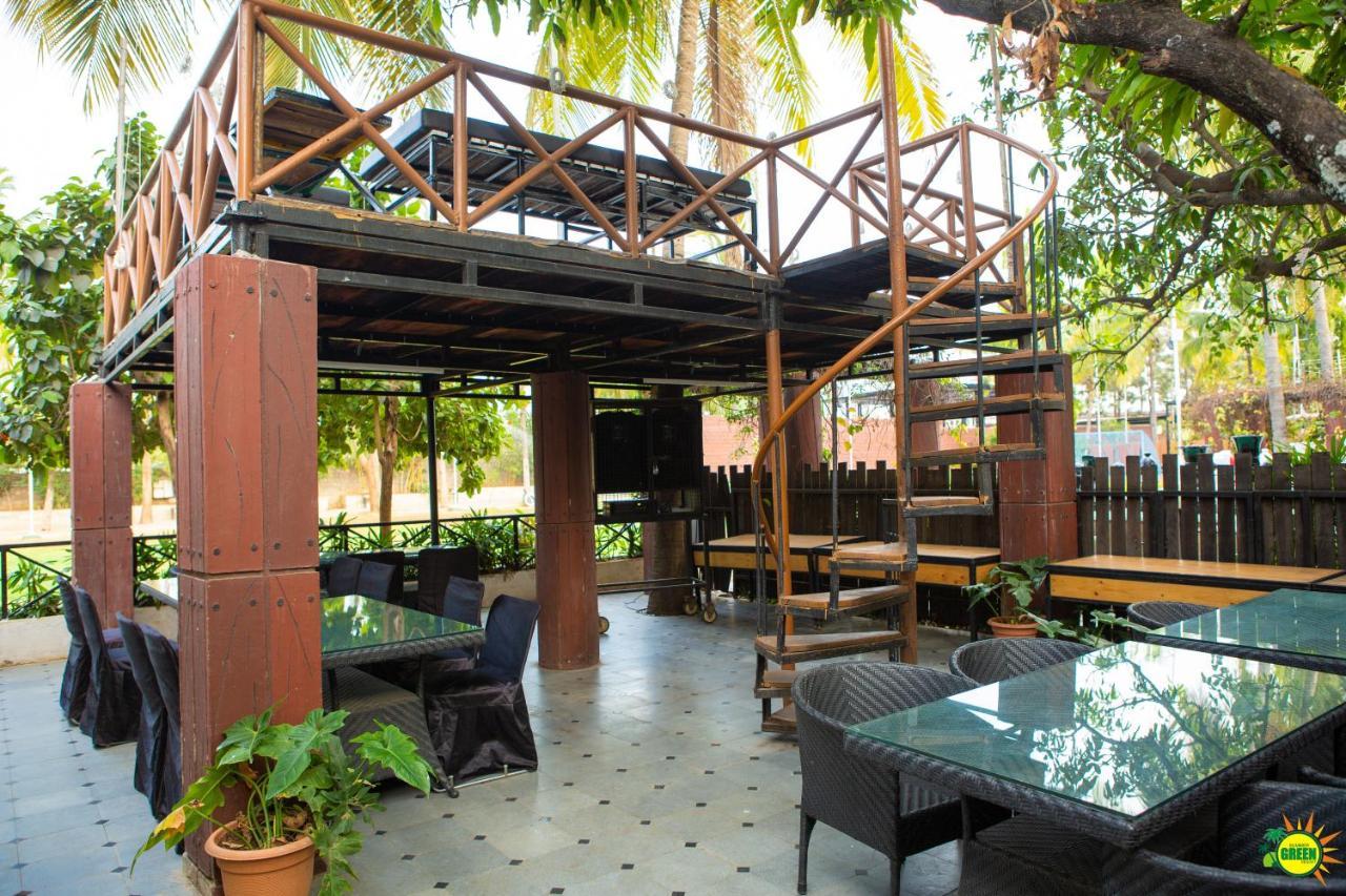 Summer Green Resort Haiderabad Buitenkant foto