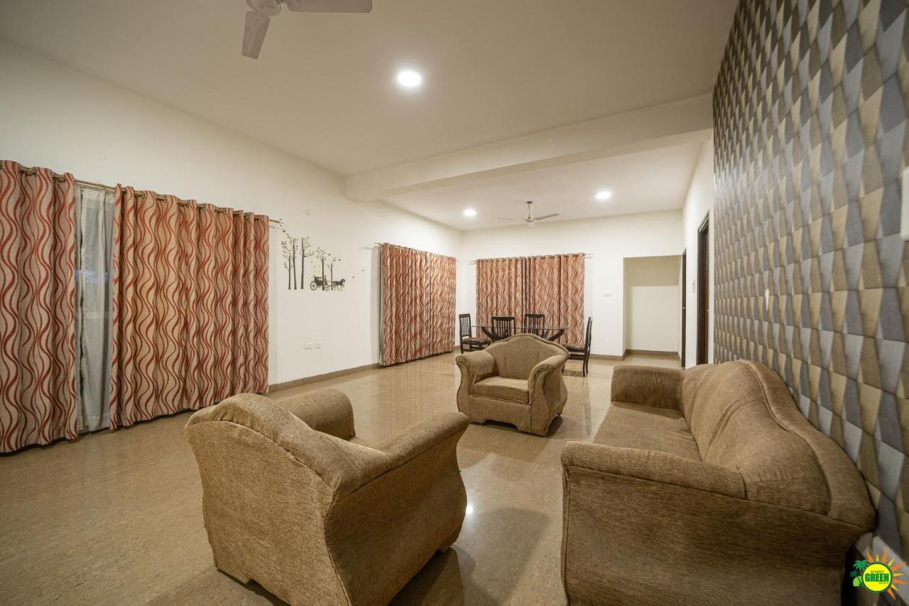 Summer Green Resort Haiderabad Buitenkant foto