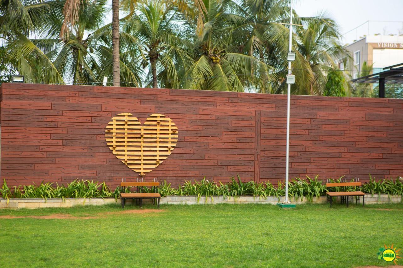 Summer Green Resort Haiderabad Buitenkant foto