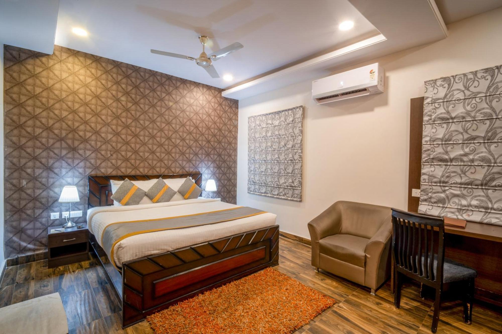 Summer Green Resort Haiderabad Buitenkant foto